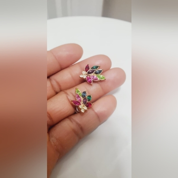 Colorful Rhinestone Earrings. 🌴 - Picture 3 of 9
